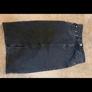Zara, high wastes long black denim skirt